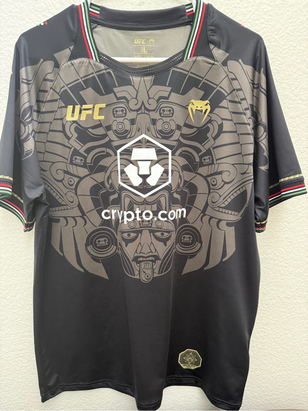 UFC Noche 2024 authentic fight night jersey - Picture 6 of 6